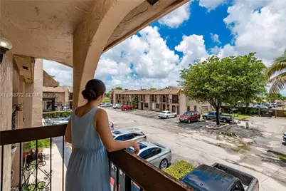 1082 W 79th St #25, Hialeah, FL 33014 - Photo 15