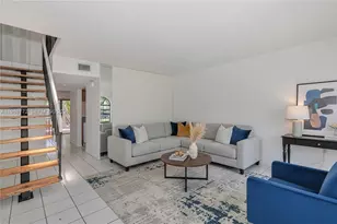 1082 W 79th St, Hialeah, FL 33014 - Photo 3