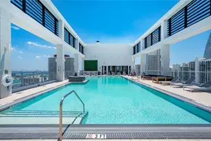 151 SE 1st St, Miami, FL 33131 - Photo 13