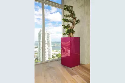 151 SE 1st St #909, Miami, FL 33131 - Photo 39