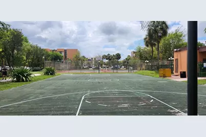 9440 W Flagler St #104, Miami, FL 33174 - Photo 35