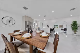 651 NW 9th St, Homestead, FL 33030 - Photo 9