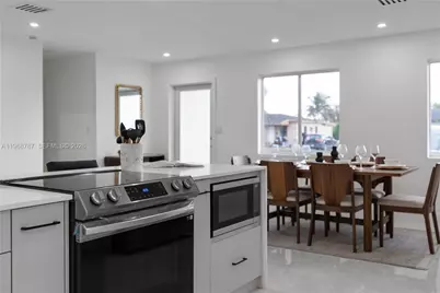 651 NW 9th St, Homestead, FL 33030 - Photo 11