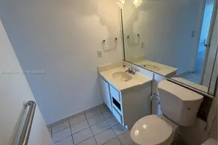 4713 NW 7th St, Miami, FL 33126 - Photo 13