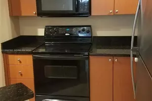 3450 N Pinewalk Dr N, Margate, FL 33063 - Photo 3