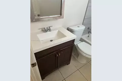 890 NW 22nd Ct #890, Miami, FL 33125 - Photo 7