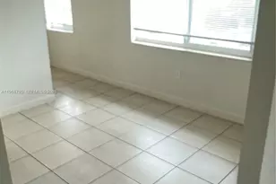 890 NW 22nd Ct, Miami, FL 33125 - Photo 5