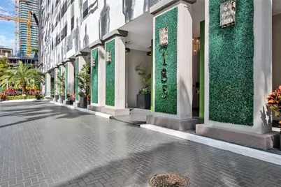 185 SE 14th Ter #1411, Miami, FL 33131 - Photo 17