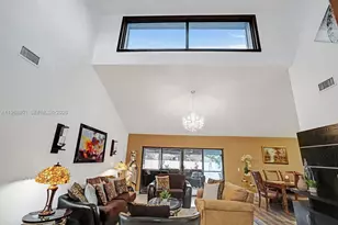 8084 Buttonwood Cir, Tamarac, FL 33321 - Photo 7