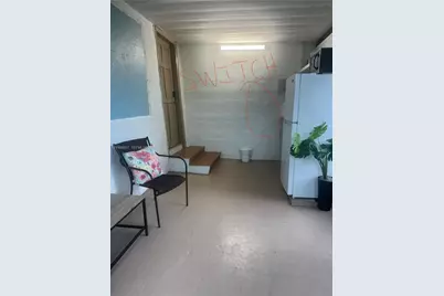 582 E 18th St #B, Hialeah, FL 33013 - Photo 11