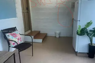 582 E 18th St, Hialeah, FL 33013 - Photo 11