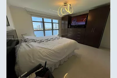 3530 Mystic Pointe Dr #1215, Aventura, FL 33180 - Photo 11