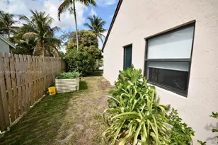 701 Blue Ridge Way, Davie, FL 33325 - Photo 59