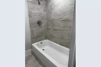 582 E 18th St #C, Hialeah, FL 33013 - Photo 9