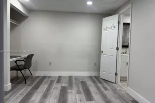 582 E 18th St, Hialeah, FL 33013 - Photo 3