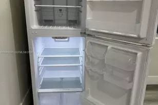 582 E 18th St, Hialeah, FL 33013 - Photo 7