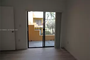 566 NW 114th Ave, Sweetwater, FL 33172 - Photo 7