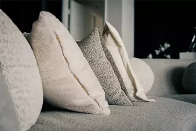 1717 N Bayshore Dr #D-3940, Miami, FL 33132 - Photo 3