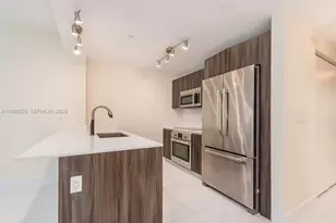 488 NE 18th St, Miami, FL 33132 - Photo 17