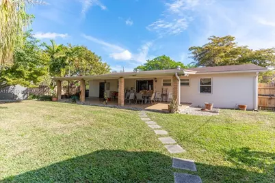5820 SW 108th Pl, Miami, FL 33173 - Photo 5