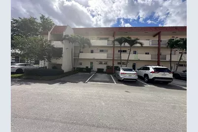 8960 S Hollybrook Blvd #109, Pembroke Pines, FL 33025 - Photo 3