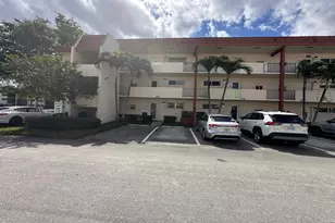 8960 S Hollybrook Blvd, Pembroke Pines, FL 33025 - Photo 3