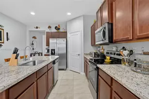 13270 SW 272nd St, Homestead, FL 33032 - Photo 11