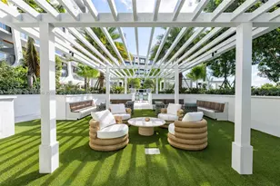 3900 Alton Rd, Miami Beach, FL 33140 - Photo 13