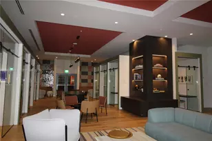 11 NE 6th St, Miami, FL 33132 - Photo 21