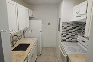 1153 Lake Victoria Dr, West Palm Beach, FL 33411 - Photo 3