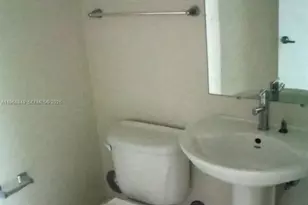 601 NE 36th St, Miami, FL 33137 - Photo 9