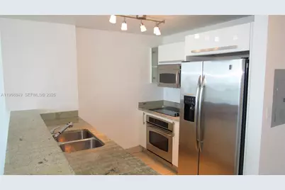 601 NE 36th St #2308, Miami, FL 33137 - Photo 5