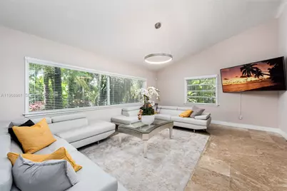1173 NE 104th St, Miami Shores, FL 33138 - Photo 15