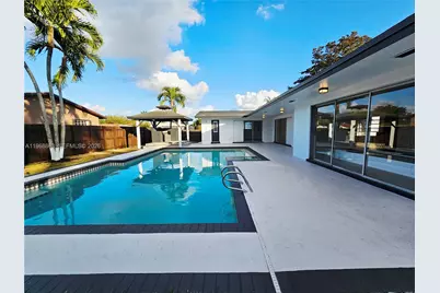 11101 NW 19th St, Pembroke Pines, FL 33026 - Photo 3