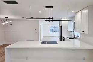 11101 NW 19th St, Pembroke Pines, FL 33026 - Photo 5