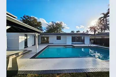 11101 NW 19th St, Pembroke Pines, FL 33026 - Photo 53