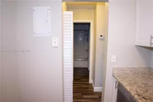 4280 Woodside Dr, Coral Springs, FL 33065 - Photo 11