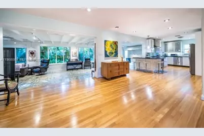 9118 NE 5th Ave, Miami Shores, FL 33138 - Photo 11