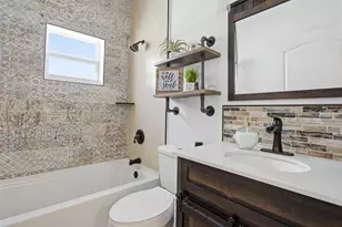 8725 NW 148th Terrace, Miami Lakes, FL 33018 - Photo 29