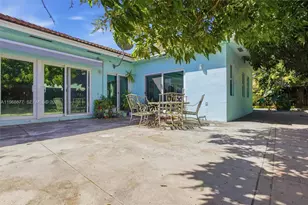 8725 NW 148th Terrace, Miami Lakes, FL 33018 - Photo 35