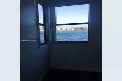 929 Hamilton Dr #929F, Homestead, FL 33034 - Photo 11