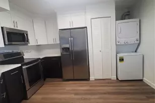 929 Hamilton Dr, Homestead, FL 33034 - Photo 5