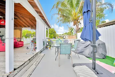 630 Tamiami Canal Rd, Miami, FL 33144 - Photo 33