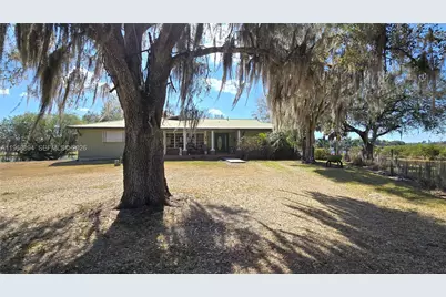 1209 County Rd 78, Labelle, FL 33935 - Photo 1