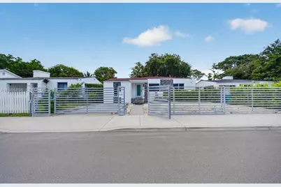 231 NW 44th St, Miami, FL 33127 - Photo 31