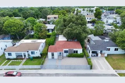 231 NW 44th St, Miami, FL 33127 - Photo 37