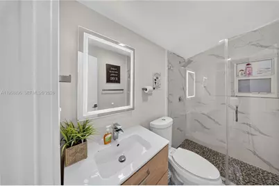231 NW 44th St, Miami, FL 33127 - Photo 19