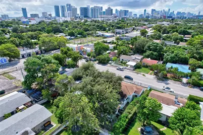 231 NW 44th St, Miami, FL 33127 - Photo 35