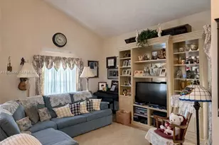 19804 NW 67th Ct, Hialeah, FL 33015 - Photo 3