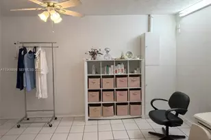 19804 NW 67th Ct, Hialeah, FL 33015 - Photo 11